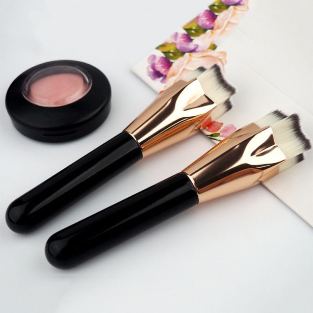 Flawless Flat Head Star Heart Foundation Brush Large Glossy Black Wood Handle Synthetic Bristles