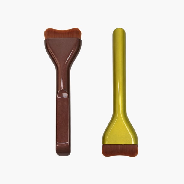 Gold Widened Tongue Shaped Foundation Brush Seamless Concealer Non-Absorbing Makeup Brush